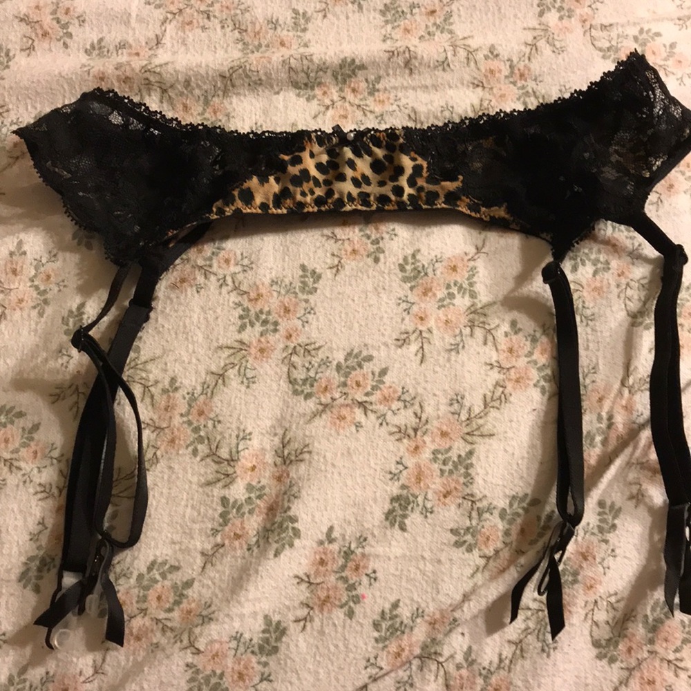 Set of 2 Victoria’s Secret Garter Belts